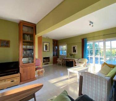Porto Rafti Villa | 300 m² Villa ∙ 5 bedrooms ∙ 10 guests