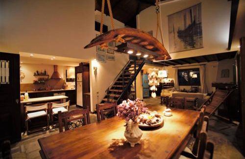 Thymari Villa | 300 m² Villa ∙ 6 bedrooms ∙ 10 guests