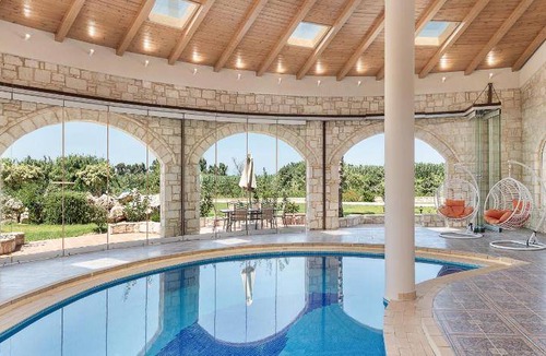 Platanias Town Villa | 308 m² Villa ∙ 4 bedrooms ∙ 127 guests