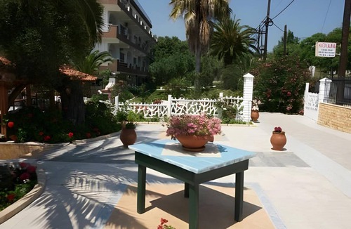 Ormilia Apartment | 32 m² Serviced apartment ∙ 2 bedrooms ∙ 5 guests