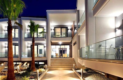 Nea Peramos Hotel | 33 m² Hotel ∙ 3 guests
