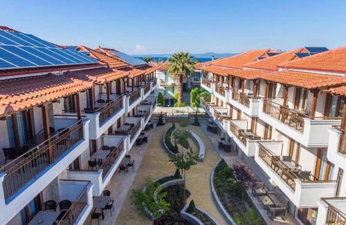 Pefkochori Apartment | 35 m² Serviced apartment ∙ 127 guests