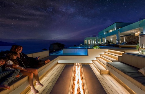 Kokkinon Khorion Villa | 350 m² Villa ∙ 5 bedrooms ∙ 10 guests