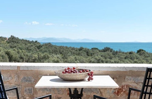 Selinitsa Apartment | 38 m² Serviced apartment ∙ 4 guests