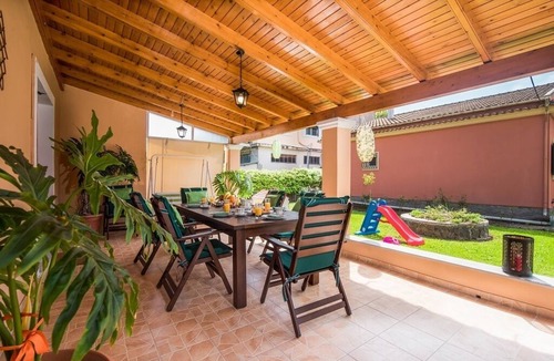 Pelekas House | 4 Bedroom Garden House
