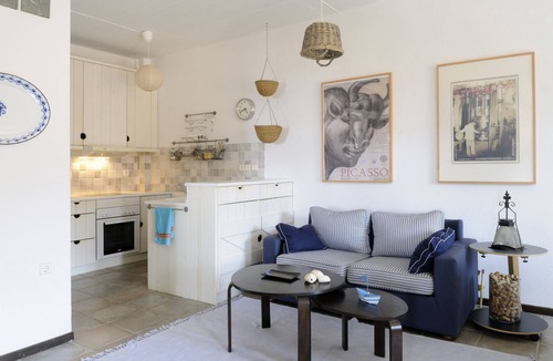 Pisses Villa | 4 bedroom luxury villa, on secluded wind-less beach, tranquil, on-site support