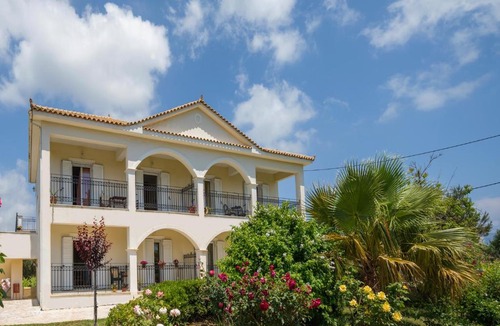 Porto Koukla House | 4 rooms