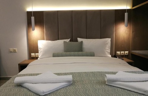 Metamorfosi Apartment | 4- you Family