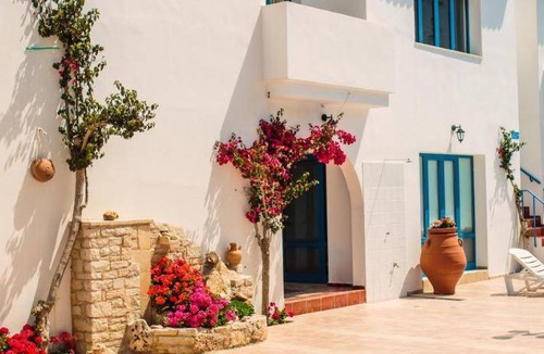 Panormos Apartment | 40 m² Serviced apartment ∙ 4 guests