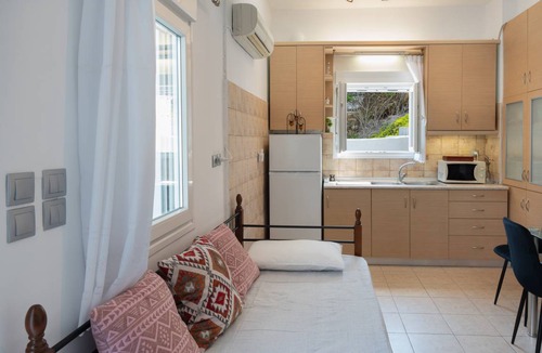 Loutra Apartment | 40 m² Studio flat ∙ 1 bedroom ∙ 4 guests