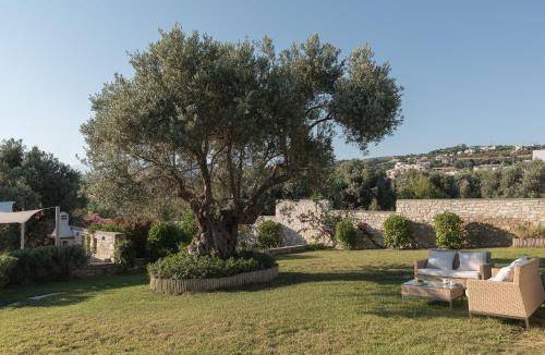Adele Villa | 400 m² Villa ∙ 9 bedrooms ∙ 23 guests