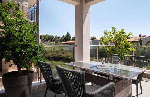 Metamorfosi Hotel | 45 m² Hotel ∙ 2 bedrooms ∙ 127 guests