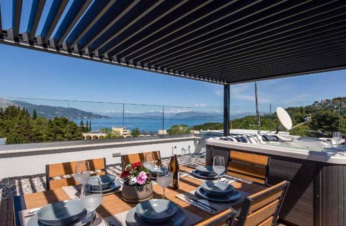 Limni Villa | 450 m² Villa ∙ 5 bedrooms ∙ 12 guests