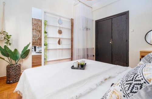Exarhia Apartment | 4BED Apartment in the heart of Athens