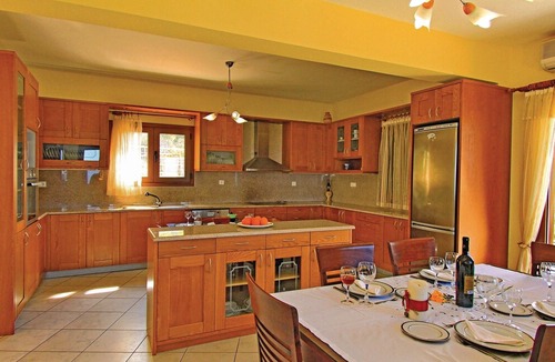 Milatos House | 5 bedroom accommodation in Milatos, Lasithi
