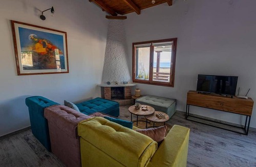 Aegina Apartment | 50 m² Apartment ∙ 2 bedrooms ∙ 4 guests