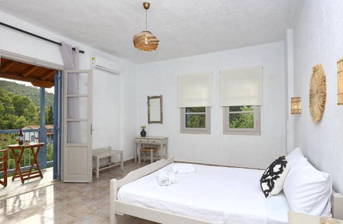 Stafylos Apartment | 50 m² Apartment ∙ 6 guests
