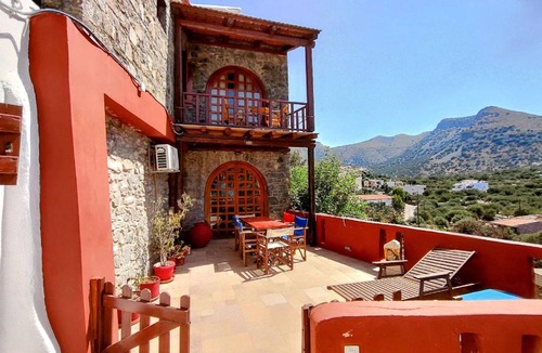 Mavrikiano House | 50 m² House ∙ 2 bedrooms ∙ 4 guests