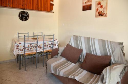 Molos House | 50 Steps From the Sea