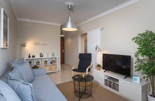 Vouliagmeni Apartment | 51m² Flat in Vouliagmeni