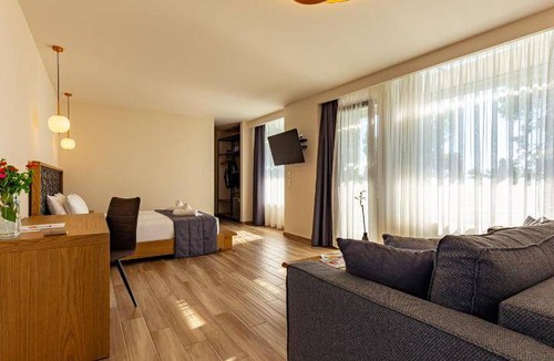 Elia Nikitis Hotel | 55 m² Hotel ∙ 3 guests