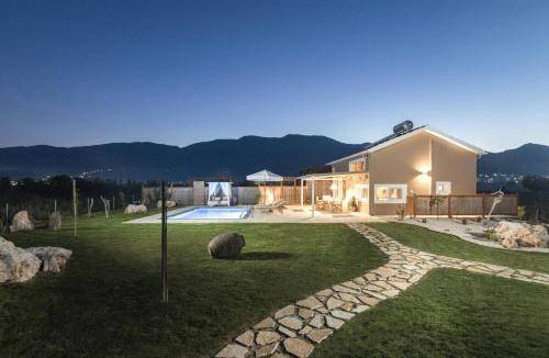 Alonia House | 55 m² House ∙ 3 guests