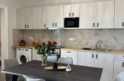 Frinion Apartment | 58 m² Apartment ∙ 2 bedrooms ∙ 5 guests