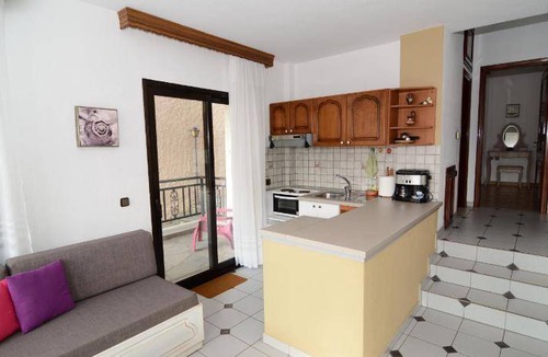 Nea Iraklitsa Apartment | 60 m² Apartment ∙ 6 guests