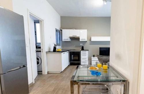 Ampelokipoi Apartment | 62 m² Apartment ∙ 1 bedroom ∙ 2 guests