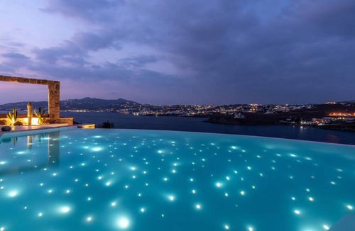 Kanalia Villa | 650 m² Villa ∙ 7 bedrooms ∙ 15 guests