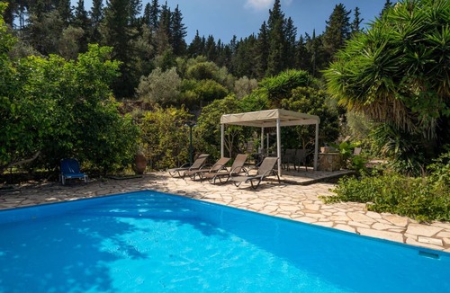 Koutsi Villa | 67 m² Villa ∙ 2 bedrooms ∙ 5 guests