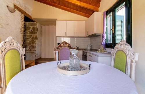Zaros Apartment | 70 m² Apartment ∙ 1 bedroom ∙ 3 guests