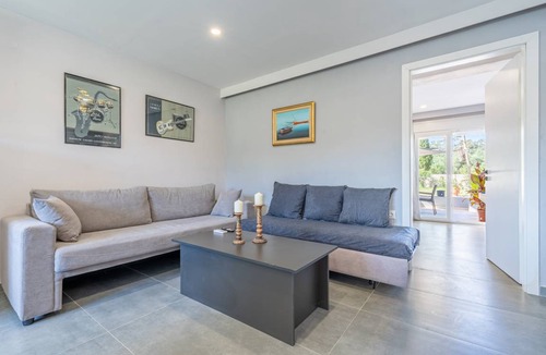 Molos Apartment | 70 m² Apartment ∙ 2 bedrooms ∙ 6 guests