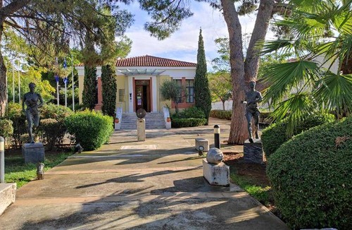 Schinias House | 70 m² House ∙ 2 bedrooms ∙ 4 guests