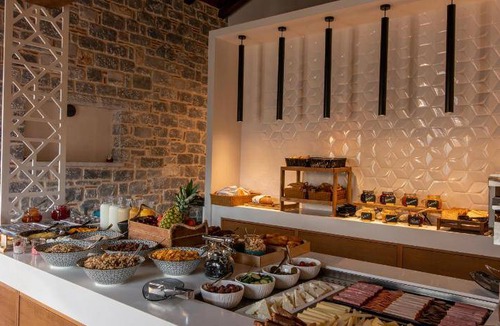 Karavostasi Hotel | 72 m² Hotel ∙ 8 guests