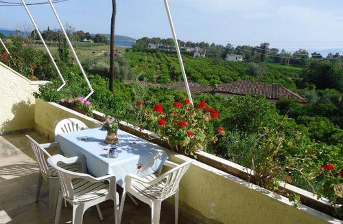 Drepano Apartment | 75 m² Apartment ∙ 2 bedrooms ∙ 5 guests