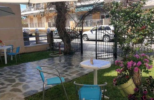 Nea Peramos House | 75 m² House ∙ 2 bedrooms ∙ 6 guests