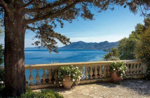 Kanoni Villa | 750 m² Villa ∙ 9 bedrooms ∙ 18 guests