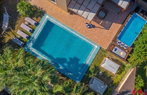 Ialyssos House | 760 m² House ∙ 9 bedrooms ∙ 22 guests