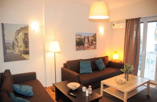 Anafiotika Apartment | 82 m² Apartment ∙ 2 bedrooms ∙ 9 guests