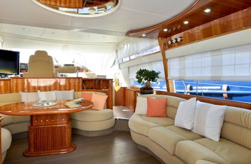 Alimos Other | 85 m² Accommodation ∙ 3 bedrooms ∙ 6 guests
