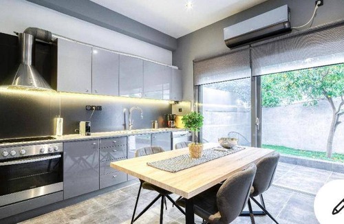 Agios Dimitrios Apartment | 85 m² Apartment ∙ 1 bedroom ∙ 4 guests