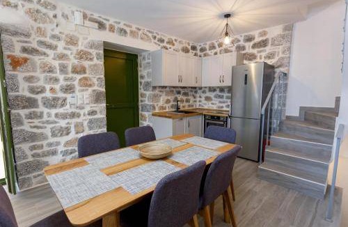 Limeni House | 85 m² House ∙ 3 bedrooms ∙ 6 guests