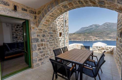 Limeni House | 85 m² House ∙ 3 bedrooms ∙ 6 guests