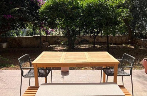 Vouliagmeni Apartment | 96 m² Apartment ∙ 2 bedrooms ∙ 4 guests