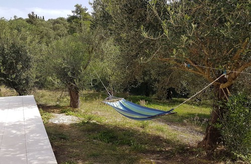 Giannades House | A - Holidayhome 2-4 people/living in the middle of an olive grove, 3km to sea,