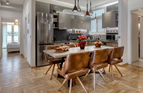 Plaka Apartment | A MINIMAL HAVEN BETWEEN THE ACROPOLIS AND SYNTAGMA