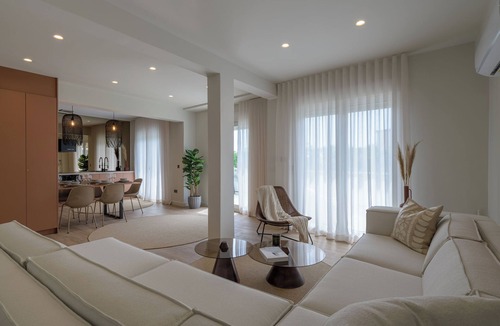 Plaka Apartment | Acropolis View Plunge Pool Loft