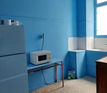 Thissio Apartment | Acropolis VIEW share apartment 1 minute from thissio metro stop