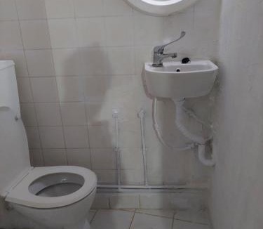 Thissio Apartment | Acropolis VIEW share apartment 1 minute from thissio metro stop
